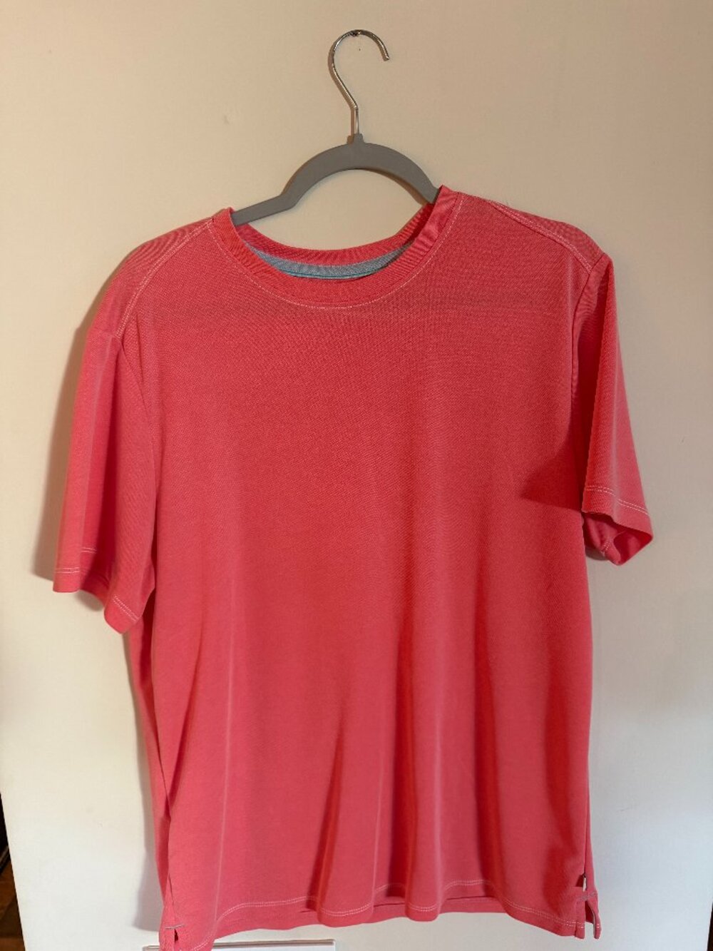 Tommy Bahama Men’s Medium Coral Pink Tencel Blend Short Sleeve Shirt
